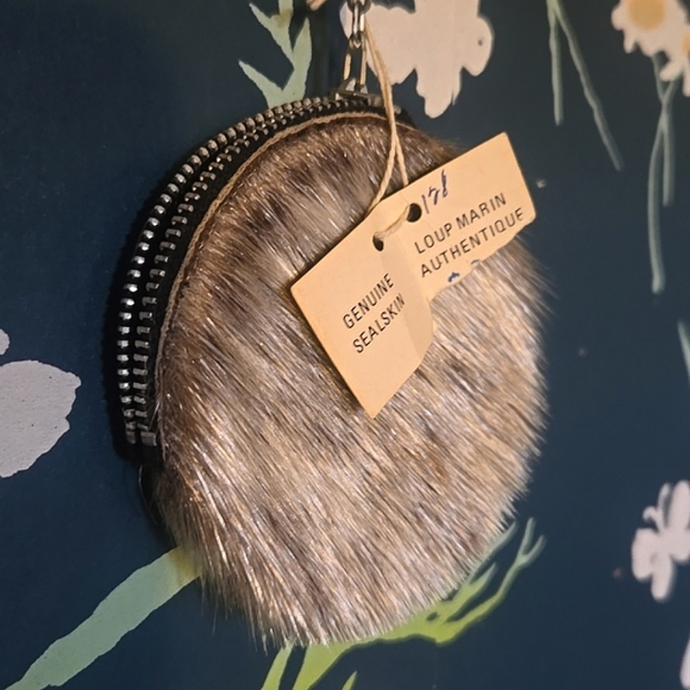 Vintage Fur Coin Purse - Picture 2 of 5